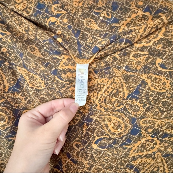 LuLaRoe Leggings Women's One Size Pull On Stretchy Orange Tan Brown Paisley Pant - Picture 3 of 3